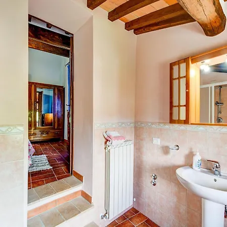 Villa Belvilla By Oyo Sorgente Radicofani